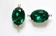 Vintage Faceted Emerald Green Stones 2 Loop Silver Setting 18x13mm ovl004SS2