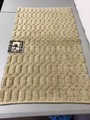 Chesapeake Merchandising 21” x 34” Bath Rug Spa Collection Thin Linen #194V