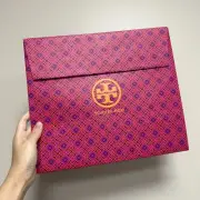 Tory Burch Geometric Modern GIFT BAG BOX 12”L x 10.5H x 5”W New PINK