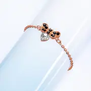 BeeCarra Bracelet Embellished With SWAROVSKI® Crystals