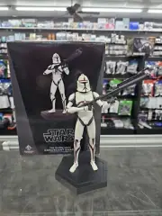 Gentle Giant Animated Maquette Statue Red Coruscant Guard Clone Trooper 155/800