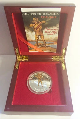 NEW 2015 GALLIPOLI "COO-EE" 1 Oz COIN AND WOOD DISPLAY BOX. C.O.A. LTD 1,000