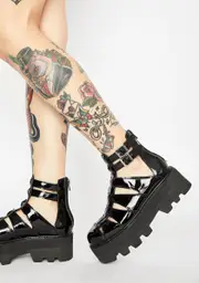 [T.U.K.] Patent Gladiator Dino Lug Sandals
