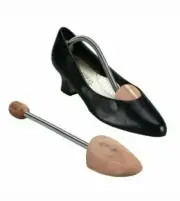 CedarFresh Women's Premium Cedar Shoe Tree with Tension Spring Coil