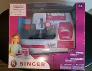 NEW Singer Zig Zag Chainstitch Sewing Machine For Kids 6+