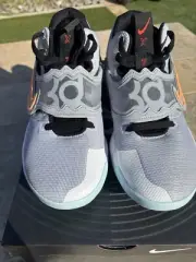 Size 10 - Nike KD Trey 5 X Wolf Grey Barely Volt