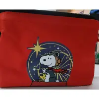 在飛比找蝦皮購物優惠-Snoopy 星航空聯名 萬用收納包