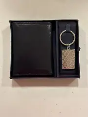 Nordstrom Mens Black Leather Wallet & Silver Keychain Gift Set With Box