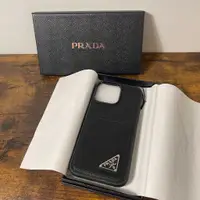 在飛比找蝦皮購物優惠-PRADA Saffiano皮革iPhone 14 Pro 