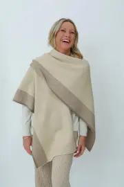 Merinosnug Luxurious Alpaca/Wool Poncho, Light Beige White