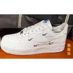 2022 12月 NIKE W AIR FORCE 1 07 LX 運動鞋 休閒鞋 白 小勾 泫雅 CT1990-100