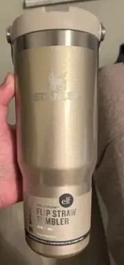 Stanley Cup E.L.F. Flip Straw Tumbler The Ice flow 30 Oz