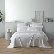 Bianca Cassiano Lightweight Polyester Jacquard White Coverlet Set