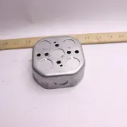 Southwire Octagon Outlet Box Galvanized 4" Dia. x 1-1/2" 54151-1/2