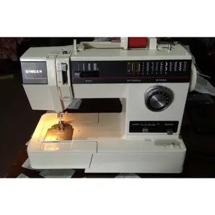 【土城二手市集】配件齊全 二手 SINGER勝家 6233型 縫紉機 早期裁縫機 古董機