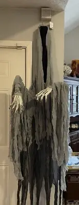 New 9ft. Hanging Faceless Creature /Halloween Or Themed Party Prop