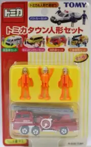 TOMICA Town Doll Set Fire Engine Set 2002 TOMY