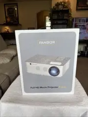 NEW Fangor F-405 Full HD 1080P Projector w/ 120" Screen & Remote White Brand NEW
