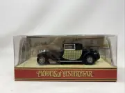 Matchbox Models Of Yesteryear Black/Beige Bugatti T44 YY024A/D Scale 1:38