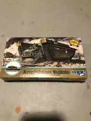 Airfix/MPC ho/oo scale #1-6201 Amphibious Buffalo w/jeep kit