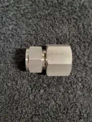 Ham-Let 766LRSS3/4X3/4 Let-lok 3/4" Tube x 3/4" FNPT Adapter Stainless Steel