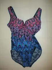 MIRACLESUIT Vesuvio Its a Wrap 1 PC Underwire Swimsuit Sz 8 NWT