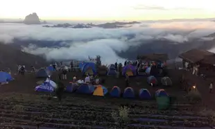 富孔背包客營舍飯店Phoukhoun Backpacker and Camping Hotel