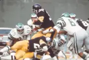 Franco Harris Pittsburgh Steelers runs the ball v the Philadelphi- 1974 Photo