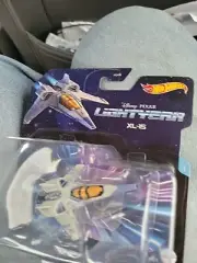 Hot Wheels Disney Lightyear XL-15 Ship #1 Die-Cast