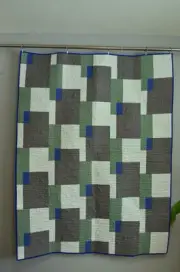 new hand made quilts machine quilted Green Gray White Sparkling Cotton 64”x49”
