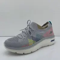 在飛比找Yahoo!奇摩拍賣優惠-Skechers 新款女跑鞋124576  飛織電銹透氣網面