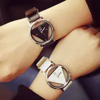 在飛比找露天拍賣優惠-促銷 韓版原宿風exo手錶 三角形手錶 韓國潮流 時尚鏤空簡