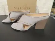 *NEW Womens Gray Naked Feet Freesia Heels, 7.5