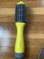 Drybar The Double Shot Oval Brush Snd Blowdryer In One Model #900-2840-4