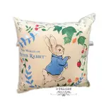 ~＊歐室傢飾館＊~PETER RABBIT 彼得兔 比得兔 鄉村綠 田園 跑兔 午睡枕 抱枕 枕頭 靠枕~新款上市~