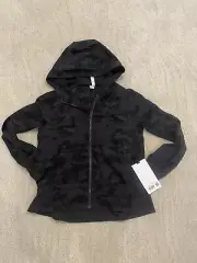 Lululemon Women's black/gray camo pack it up Jacket, Size 4, BNWT, L@@K***