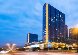 聚前國際公寓(成都金融城仁和春天形象店)Soda International Apartment (Chengdu Financial City Renhe Spring)