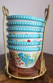 Pioneer Woman ~ 7-Piece Set ~ FANCY FLOURISH ~ 6-Ramekin Cups & 1-Caddy (5)