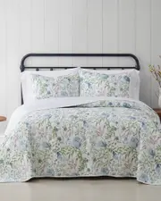 Cottage Classics Field Floral Quilt Set