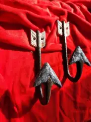 2 Cast Iron Indian Arrowhead Coat Cap Hooks Hat Handpainted Towel Rack 6" NEW