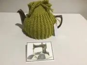 4 Cup Lime Tea Pot Cosy The Top Can Open To refill New