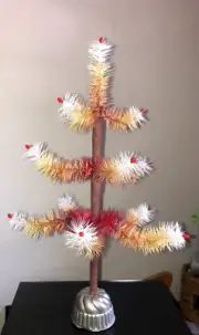 Goose Feather Christmas Tree 19" Tall Table Top Decoration ~Vintage Metal Mold