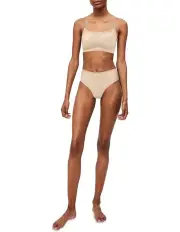 [Calvin Klein] Invisibles Comfort Bralette Bra in Beige