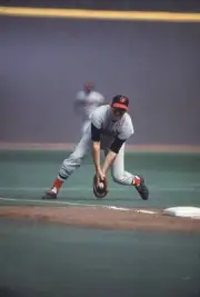 World Series, Baltimore Orioles Brooks Robinson in action, fieldin - Old Photo 2