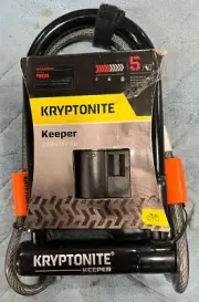 Kryptonite Keeper U-Lock 4 x 8" Keyed Black Includes 4' Cable and Bracket NEW
