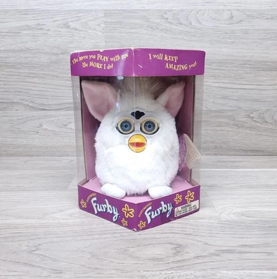 NIB Vintage Tiger Electronic 1998 Furby Toy Snowball White Model 70-800 SEALED