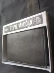 Steve Madden Men's Billfold Black Leather Wallet With Back ID RFID New