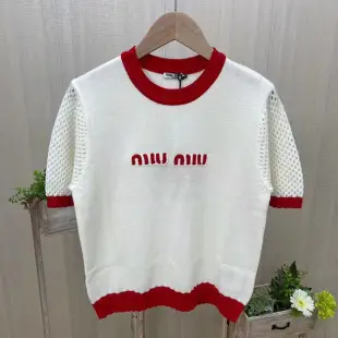 現貨-MIU MIU 刺繡針織短袖針織衫氣質減齡俏皮上衣簡約