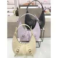 在飛比找蝦皮購物優惠-CHARLES&KEITH Charles Keith Ch