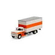 HO Ford F850 Box Van, Irv & Son Moving